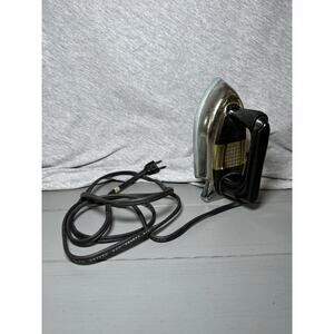 Vintage 1950's Wolverine "Sunny Suzy" Child’s Real Electric Iron